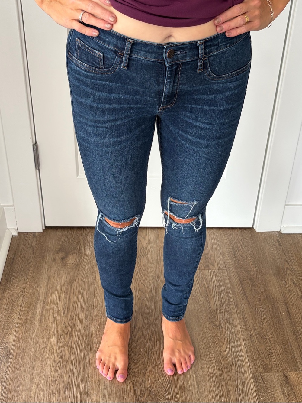 Gap Jeans. Size 29R. Dark Blue Distressed Skinny Jeans for Women